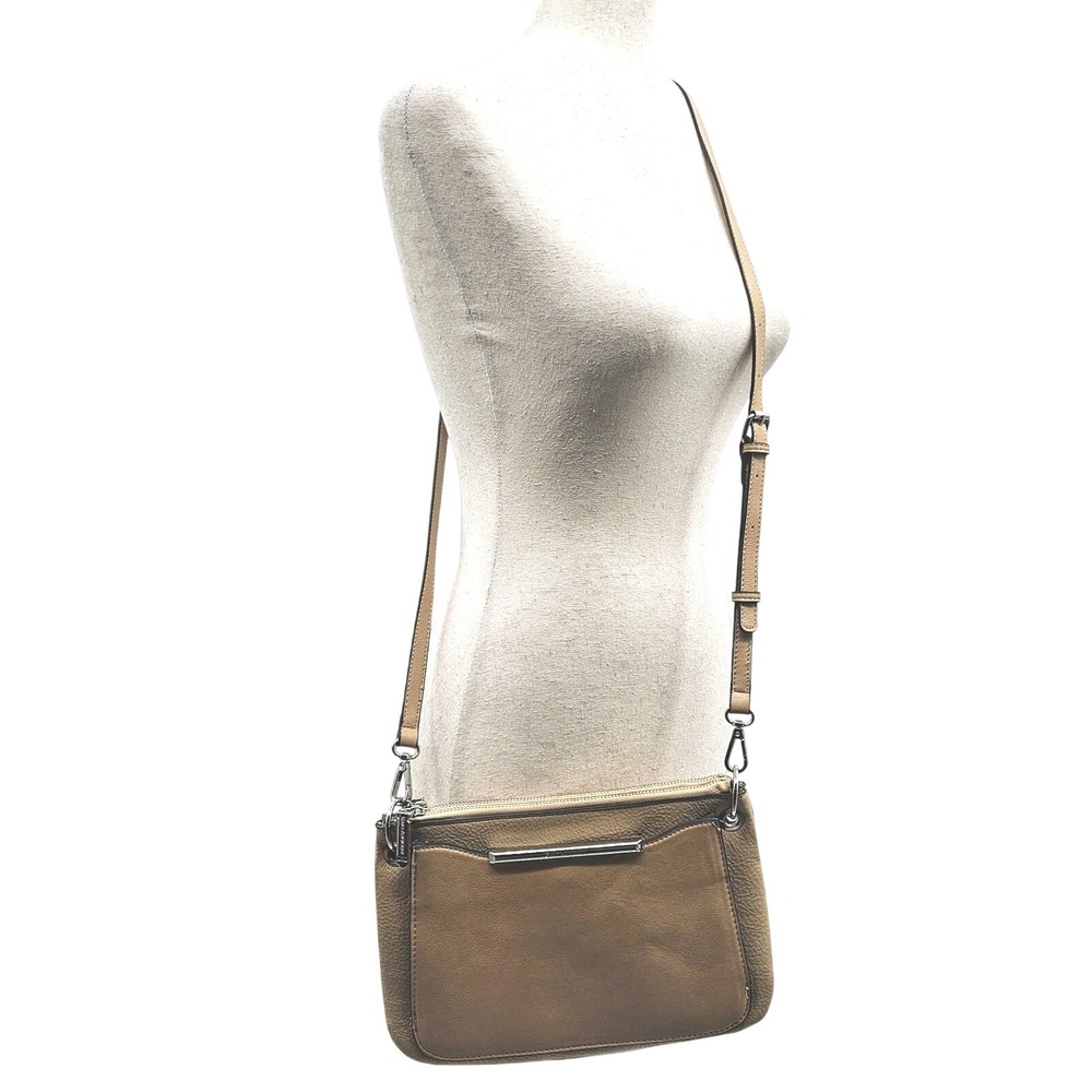 Enzo Angiolini Tan Pebbled Faux Leather Crossbody Bag Silver Hardware Messengerβ